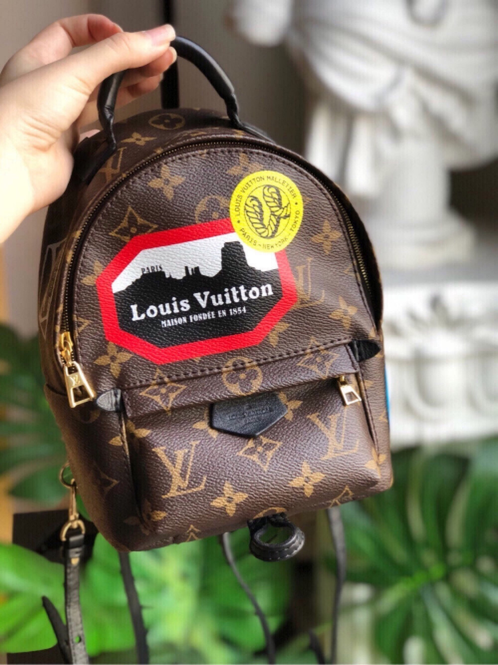 LV Labellov Limited Palm spring world tour