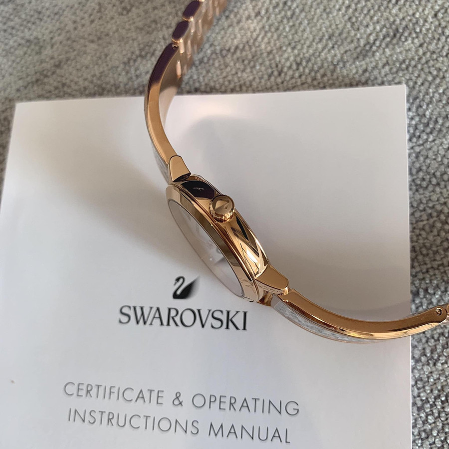 Đồng hồ Swarovski