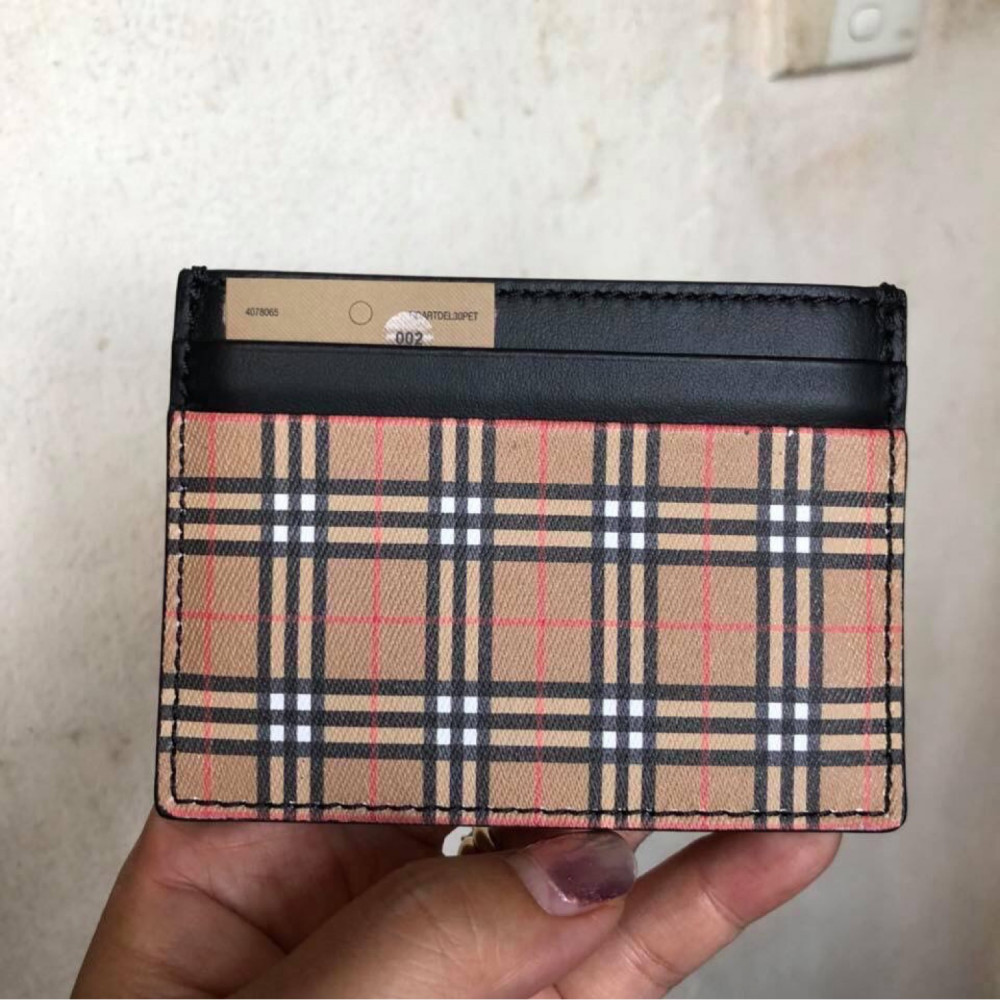 Burberry black sandon mini vintage leather check card case