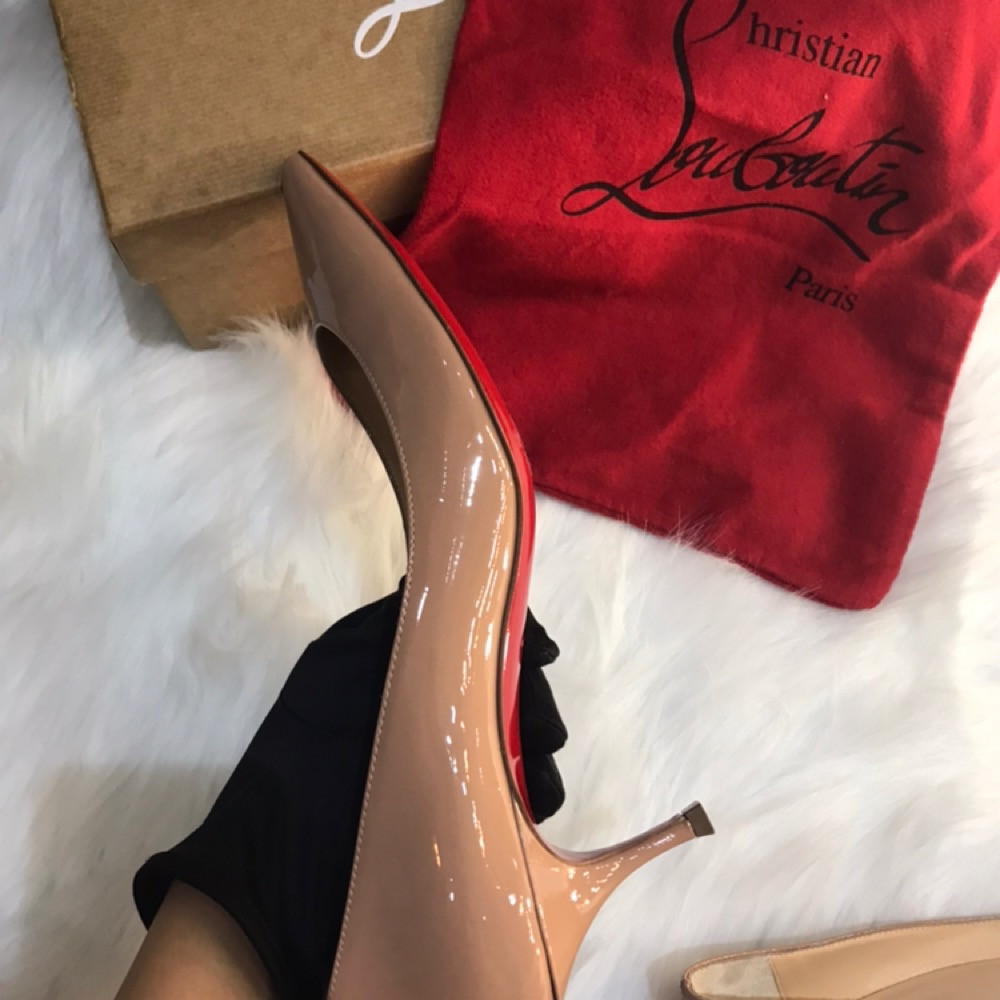 Guốc Louboutin nude