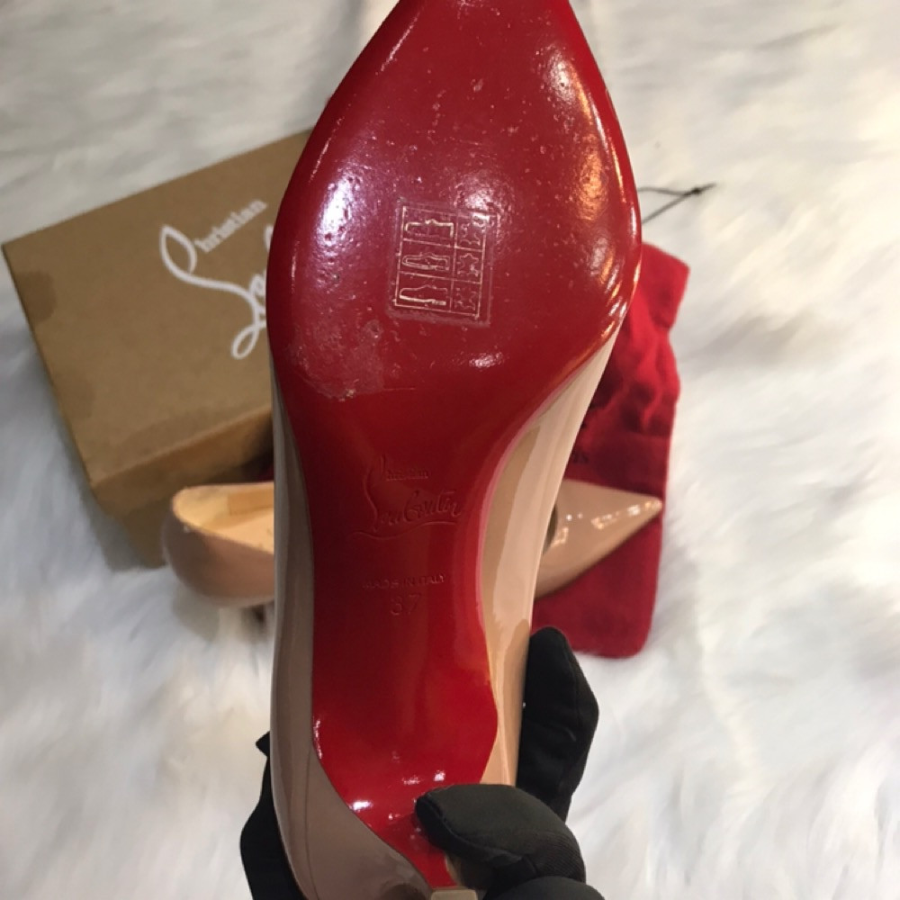 Guốc Louboutin nude