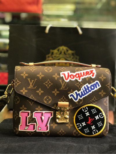 Túi Louis Vuitton