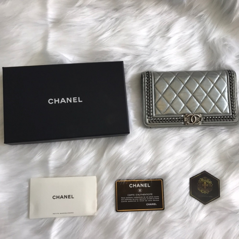 Ví Chanel Silver
