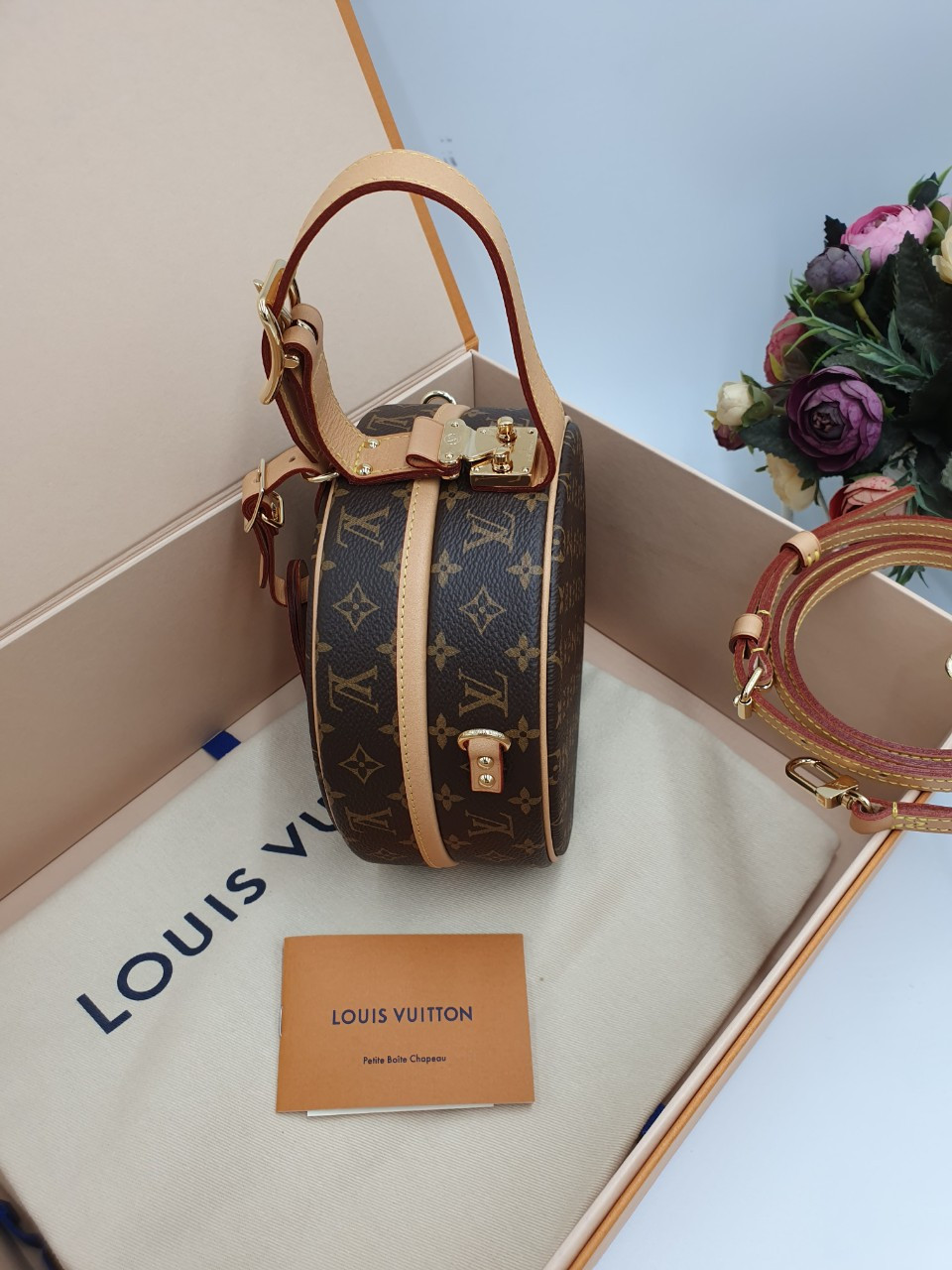 LOUIS VUITTON PETITE BOITE CHAPEAU