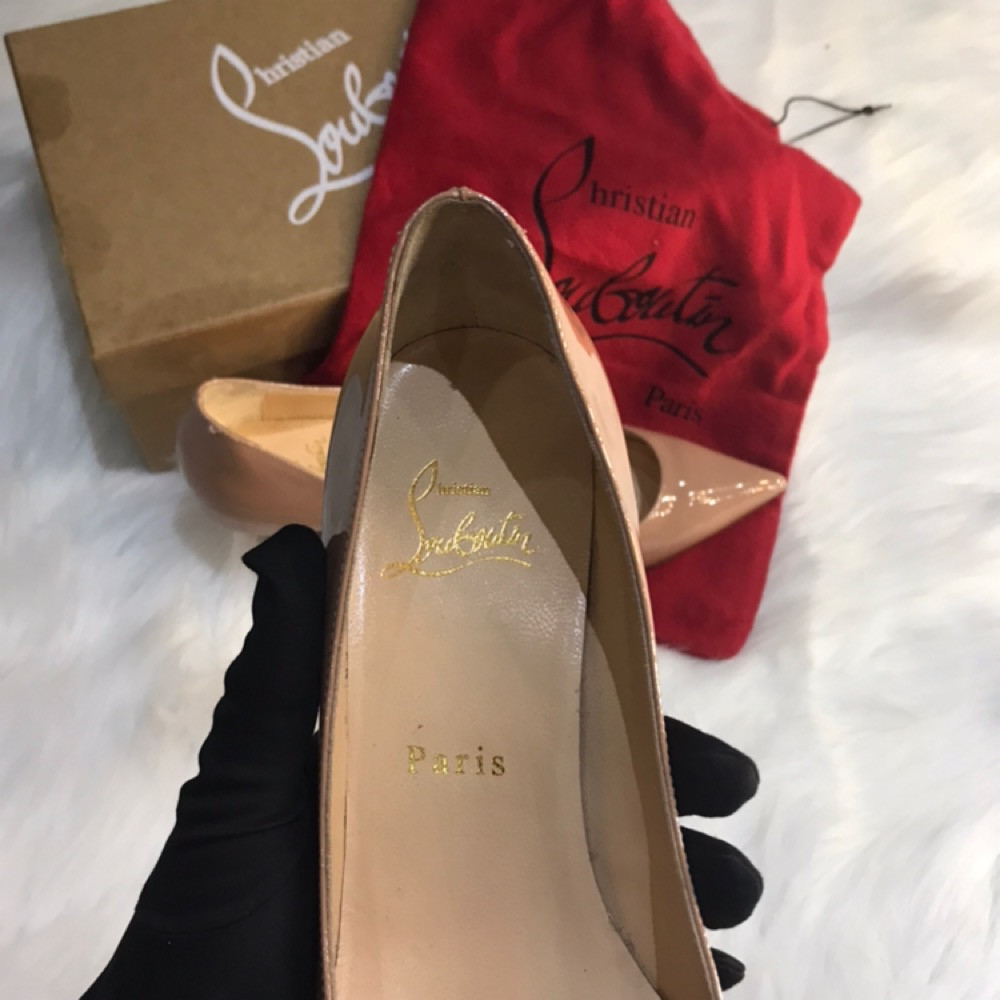 Guốc Louboutin nude