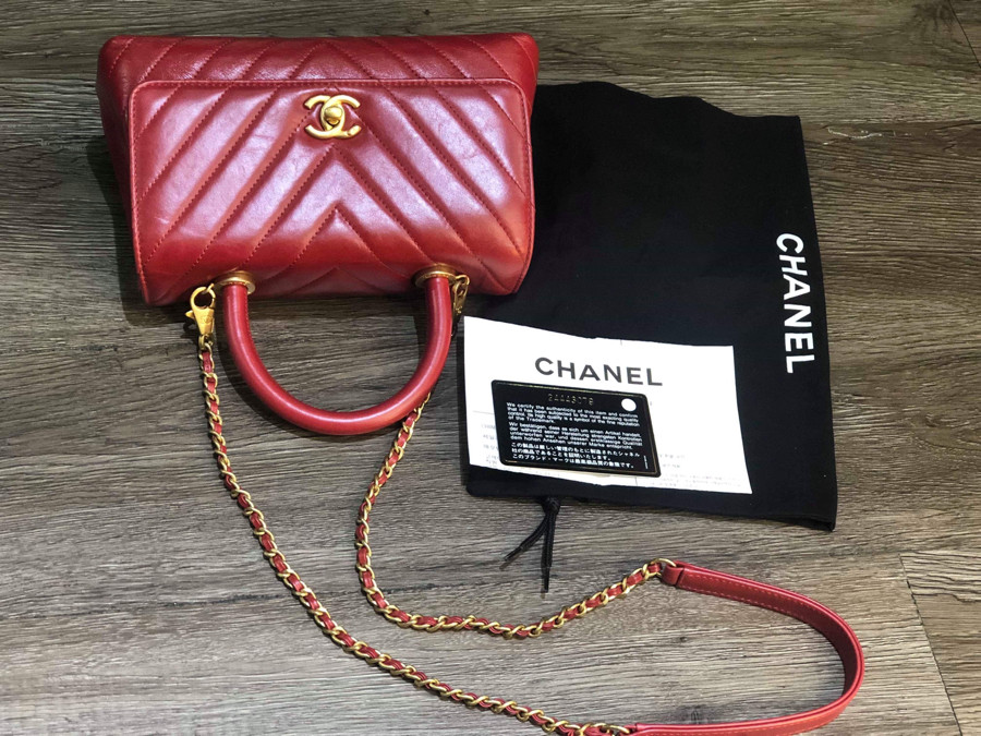 Chanel coco chevon 9.5