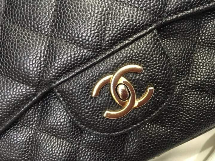 Chanel jumbo caviar bag